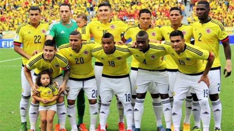 كولومبيا تتأهل إلى