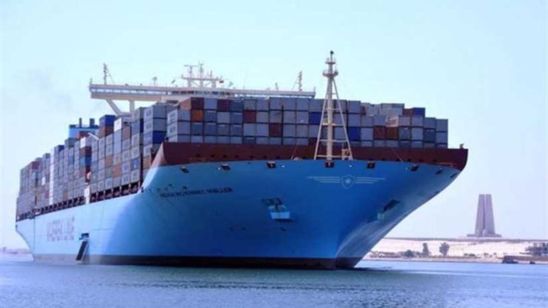 عبور 50 سفينة بحمولات