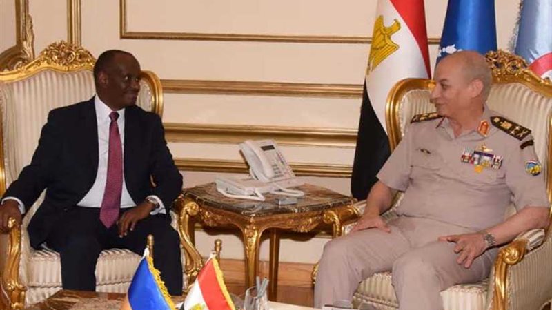 وزير الدفاع يؤكد