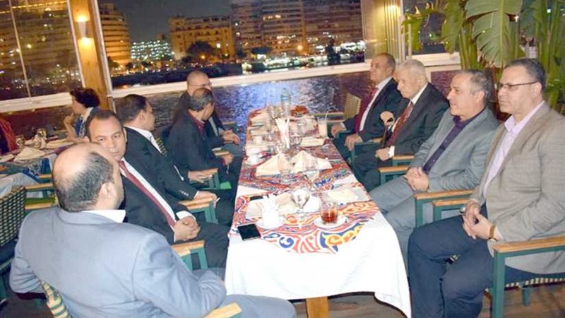 بالصور.. سحور «الأعلى