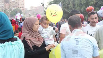 شهر رمضان يرحل تاركا للمسلمين على الأرض عيد