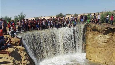 الشلالات تتفوق على الحدائق فى القناطر الخيرية