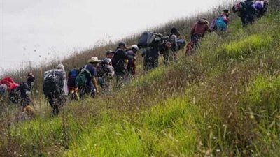 المكسيك توقف قافلة مهاجرين من أمريكا الوسطى