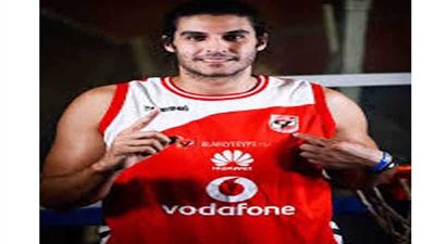 الأهلي يستغني عن الشافعي ومشعل ومحترف أمريكي في السلة