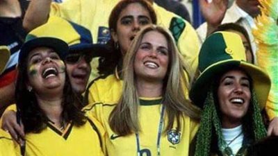 عاهرات يضربن عروش نجوم الكرة