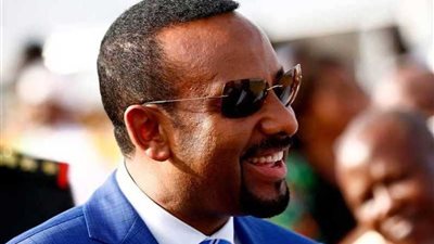 رئيس الوزراء الإثيوبي يصل الخرطوم للوساطة بين الأطراف السودانية