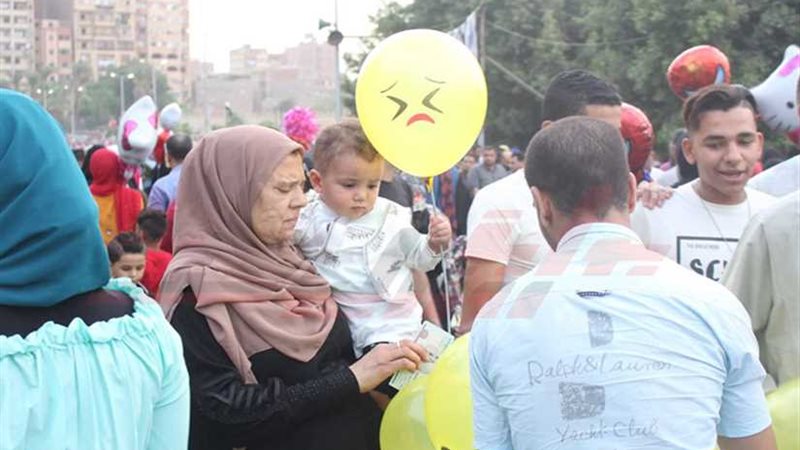 شهر رمضان يرحل تاركا