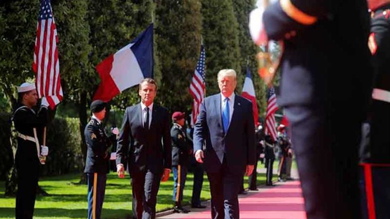 فرنسا تحيي الذكرى