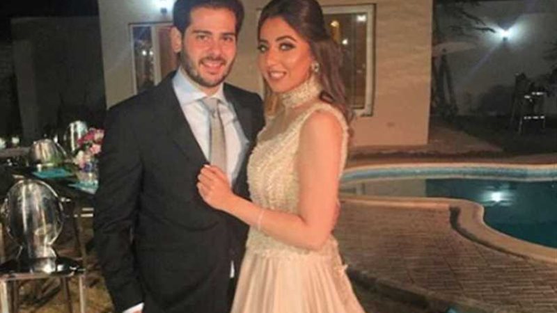 نجم الاسكواش يحتفل