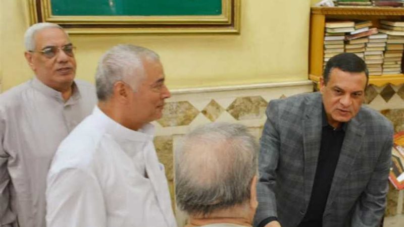 محافظ البحيرة يشارك