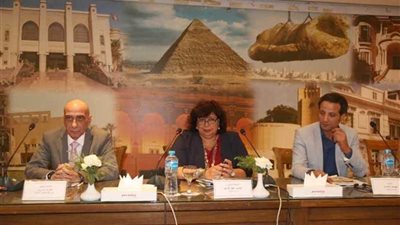 وزيرة الثقافة : إقامة بينالي الفنون التشكيلية يجسد ريادتنا الثقافية والفنية فى العالم