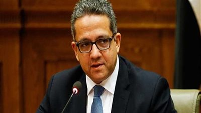 الآثار والخارجية تتحركان لإيقاف بيع قطع آثار مصرية بصالة مزادات كريستيز في لندن