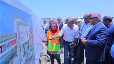 وزير النقل يتابع أعمال تنفيذ محور سمالوط على النيل