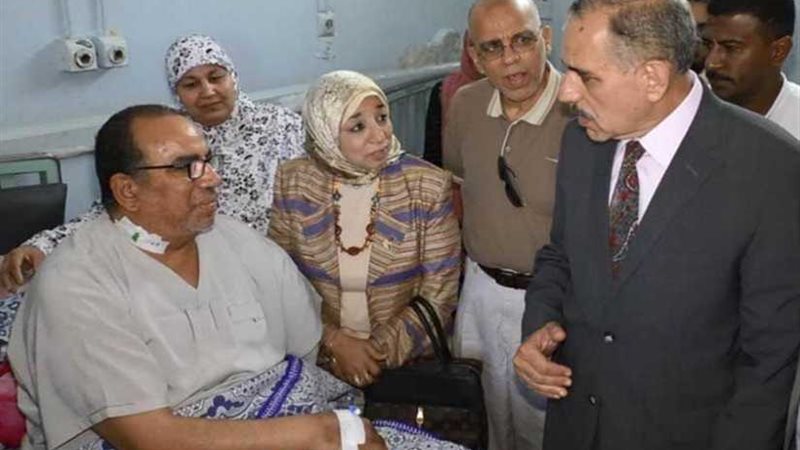 محافظ أسيوط يزور