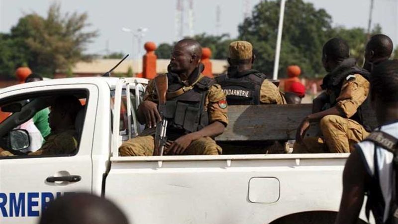 مقتل 17 شخصا في هجوم