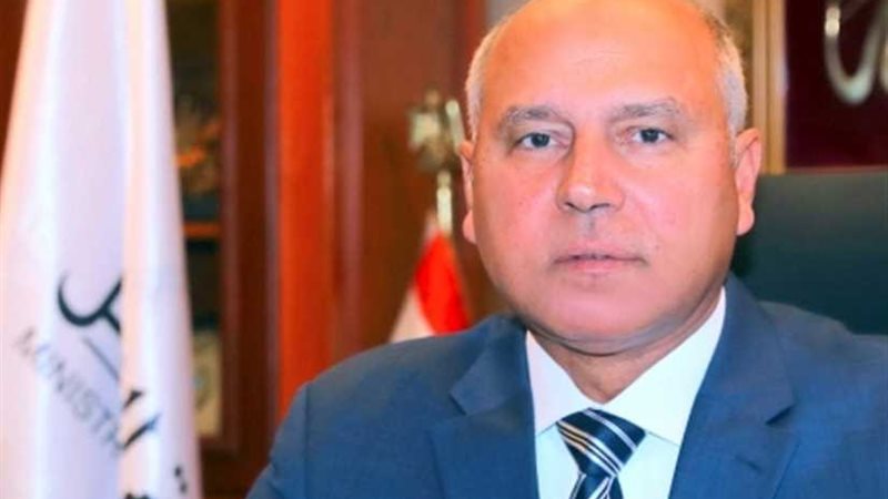 وزير النقل يتابع