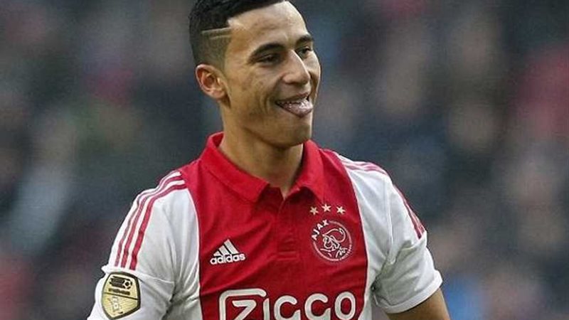 أستون فيلا الإنجليزي