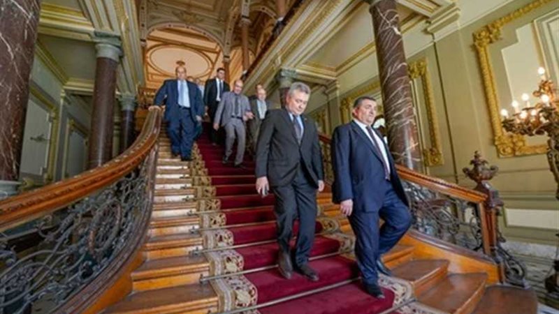 بعد ترميمه.. وفد