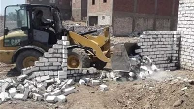 محافظ أسيوط: إزالة 8 حالات تعدٍ على الأراضي الزراعية وحالتي أملاك دولة بمنفلوط