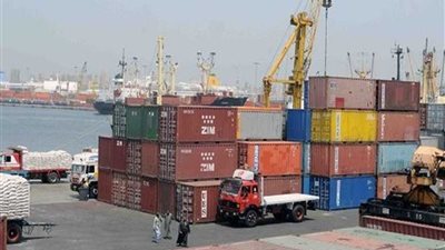 مكافحة التهرب الجمركي بالقاهرة تضبط تلاعب شركة في المستندات المقدمة