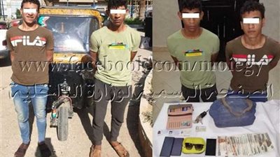 القبض على عاطلين سرقا حقيبة يد من سيدة بحلوان