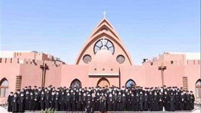 بدء الجلسة الختامية للمجمع المقدس