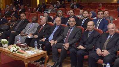 وزير الموارد المائية والري: