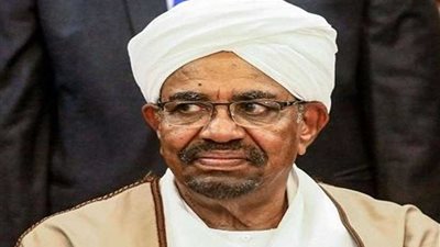 تعرف على .. أول قرار اتهام رسمي للبشير منذ احتجازه