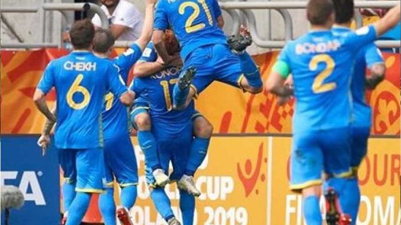 أوكرانيا تتأهل لنهائي