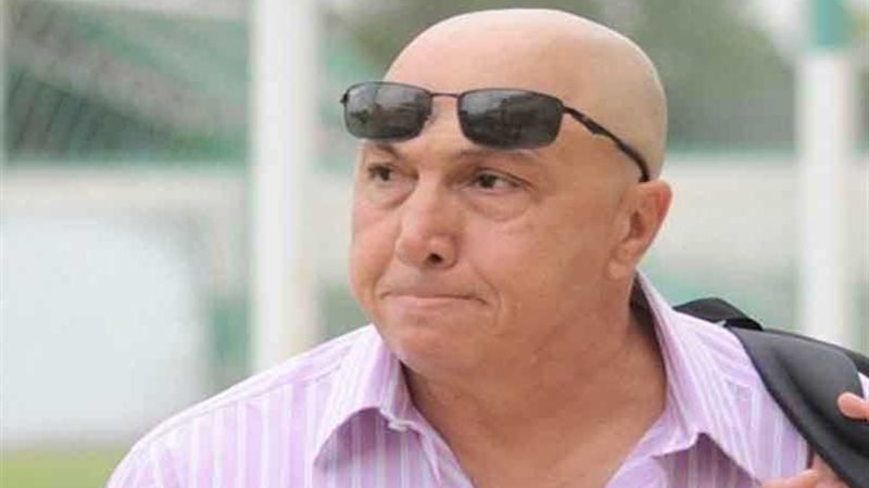 كاف يختار المدير