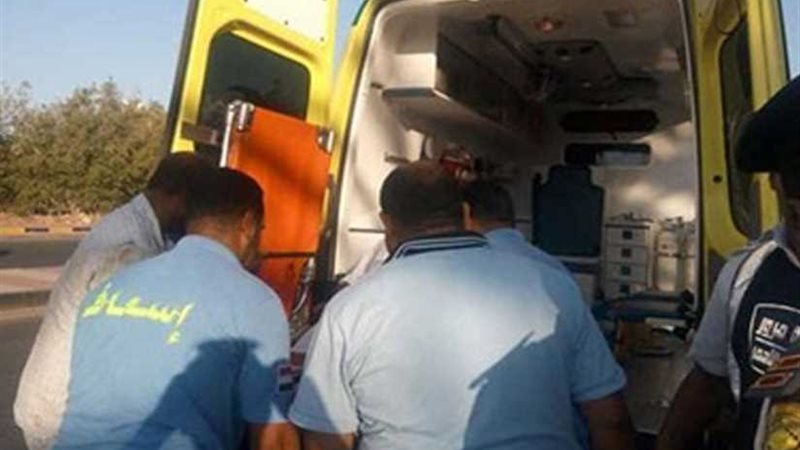 إصابة 17 شخصًا بتسمم