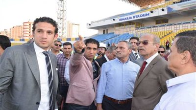 محافظ الإسماعيلية يتفقد ملعب الإسماعيلي استعدادًا لبطولة الأمم الإفريقية