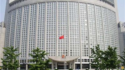 الصين تستدعي القائم بالأعمال الأمريكي وتحتج رسميًا على تدخل واشنطن في شئون هونج كونج