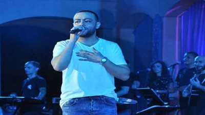 تامر عاشور يبدع بدار الأوبرا