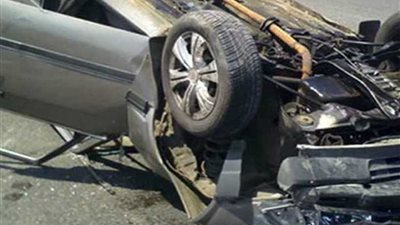 إصابة 8 إثر انقلاب سيارة في البحيرة