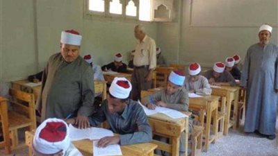 امتحان الجغرافيا بالثانوية الأزهرية بلا شكاوى