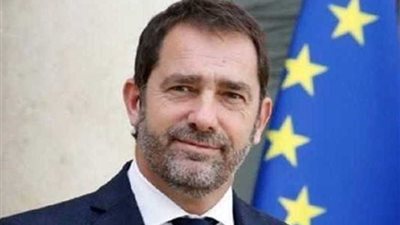 فرنسا تدرس إمكانية إنشاء نظام حصص لاستقبال المهاجرين