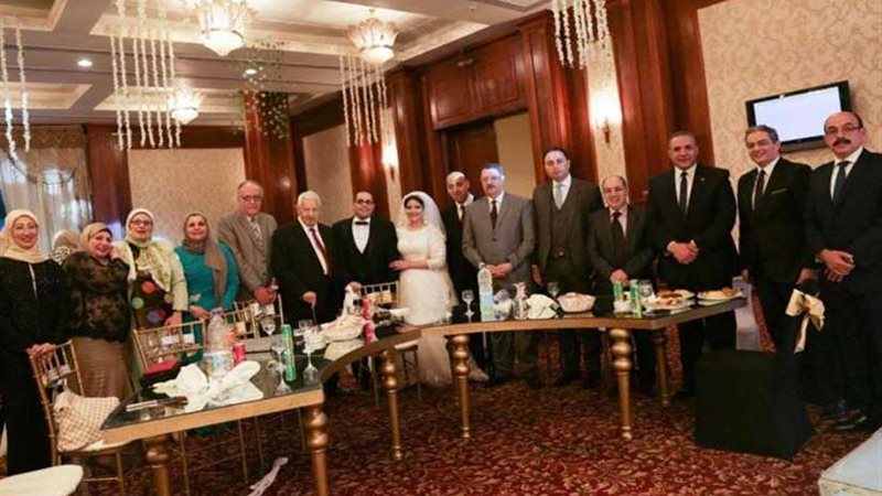 مكرم محمد أحمد وقيادات