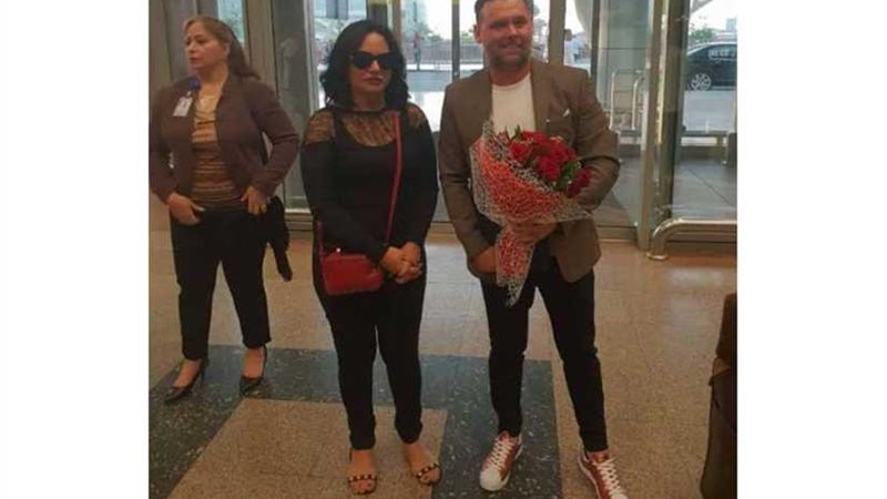 بالصور.. مانيش يصل