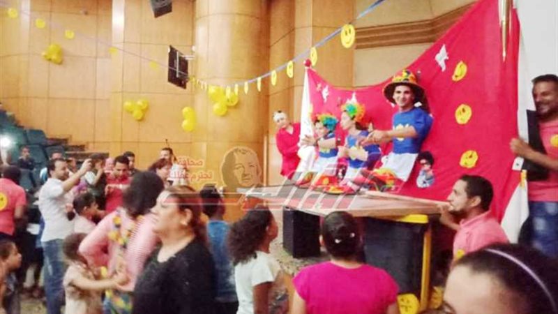 فريق الفرح يعرض فقرات