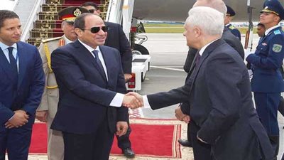 موجز الرابعة.. الرئيس السيسي يبدأ اليوم جولة أوروبية تشمل بيلاروسيا ورومانيا