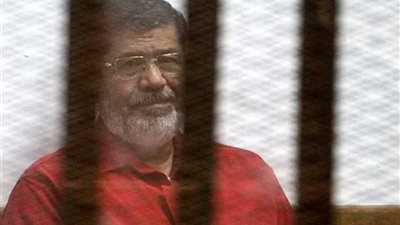 عاجل.. وفاة محمد مرسي أثناء محاكمته في قضية التخابر