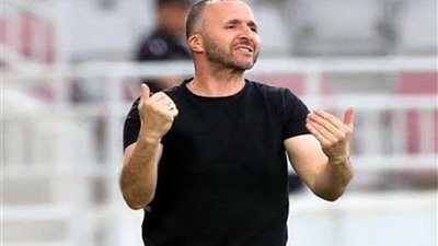 المجموعة الثالثة: تعرف على رسالة مدرب محاربي الصحراء للجماهير الجزائرية قبل (الكان)