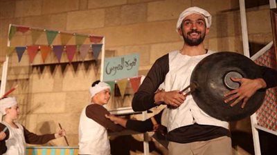 بالصور.. عرض 