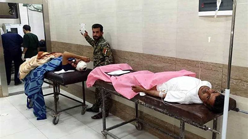 مقتل 12 مدنيا في