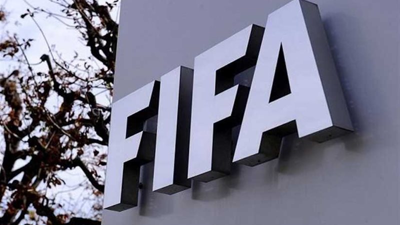 مراقبو الفيفا يحاربون