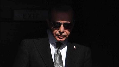 الاستخبارات الألمانية: عملاء أردوغان يتجسسون على معارضيه من خلال اختراق هواتفهم الذكية