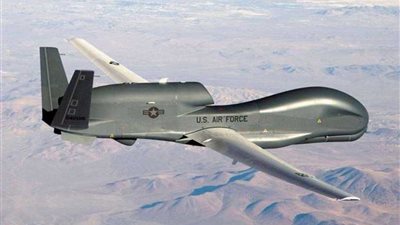 الحرس الثوري يزعم إسقاط طائرة تجسس أمريكية.. وواشنطن تنفي