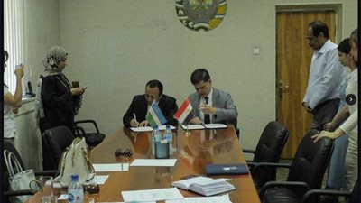 تعاون بين مصر وأوزبكستان في صناعة الدواء بخبرات مصرية