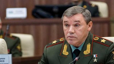 رئيس هيئة الأركان العامة الروسي يلتقي نائب رئيس الأركان المشتركة الصيني